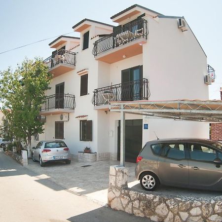 Apartments By The Sea Slatine, Ciovo - 12176 Esterno foto