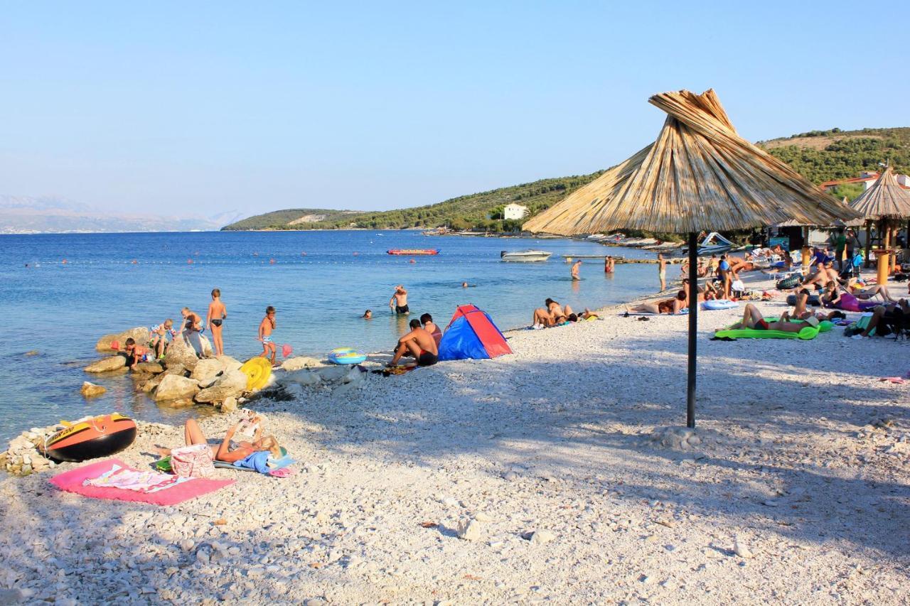 Apartments By The Sea Slatine, Ciovo - 12176 Esterno foto