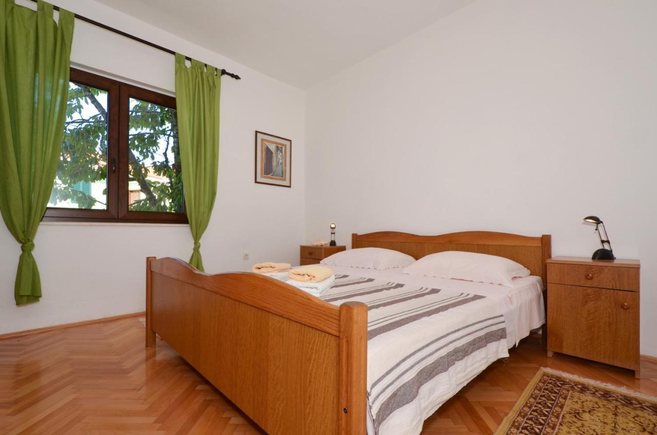 Apartments By The Sea Slatine, Ciovo - 12176 Esterno foto